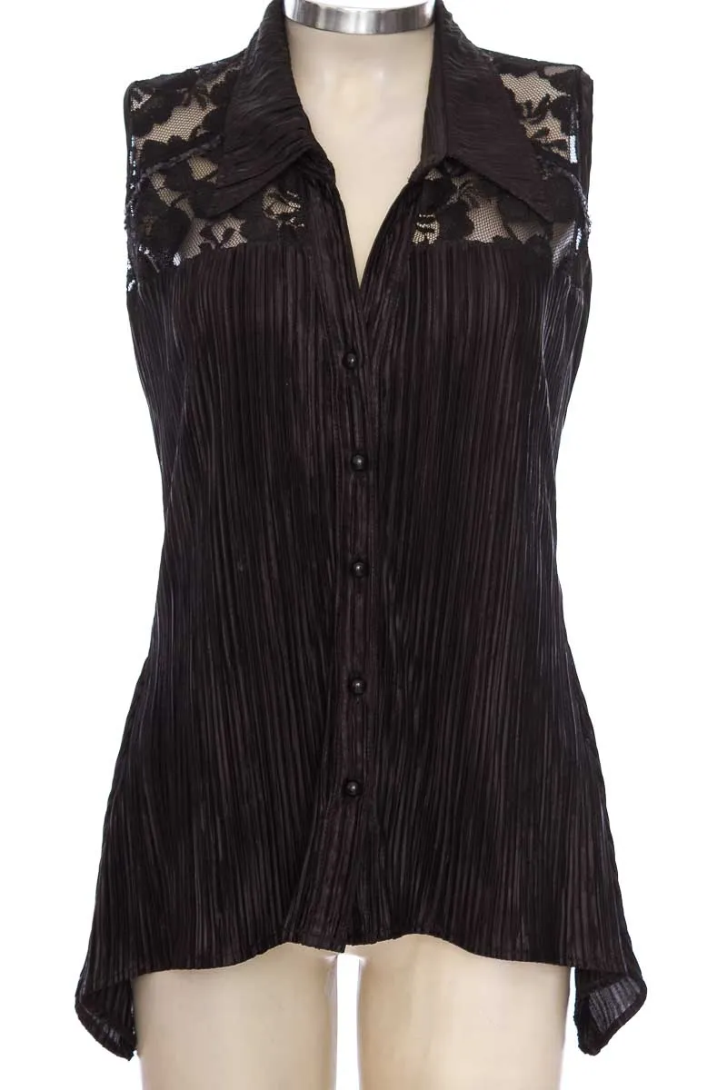 BLUSA COLOR NEGRO  CLOSEANDO