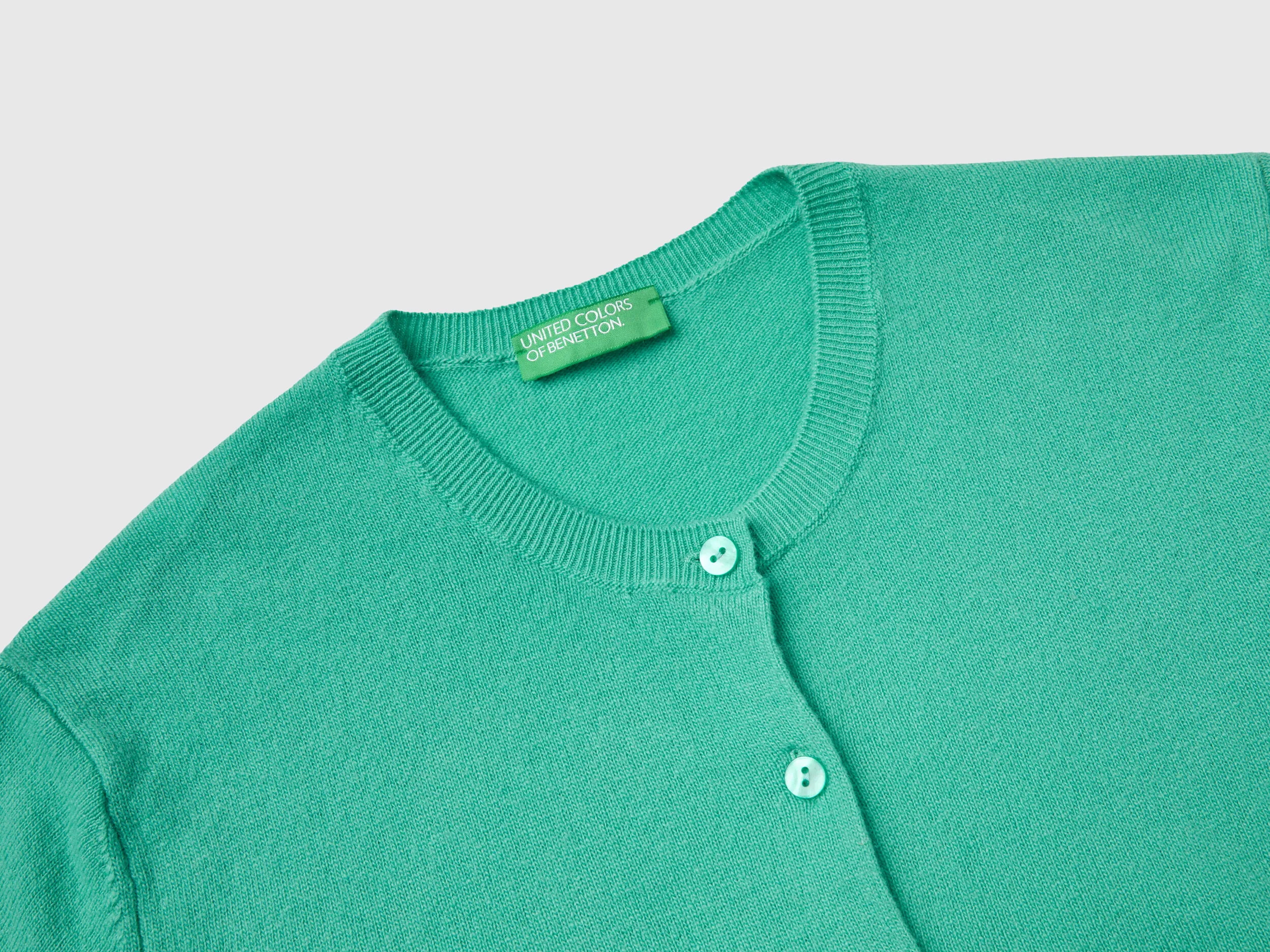 Cárdigan de cuello redondo verde claro de pura lana merina